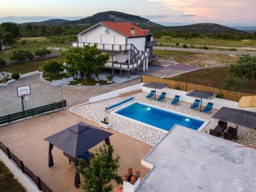 Ferienhaus Luka Donje Rastane Exterior foto